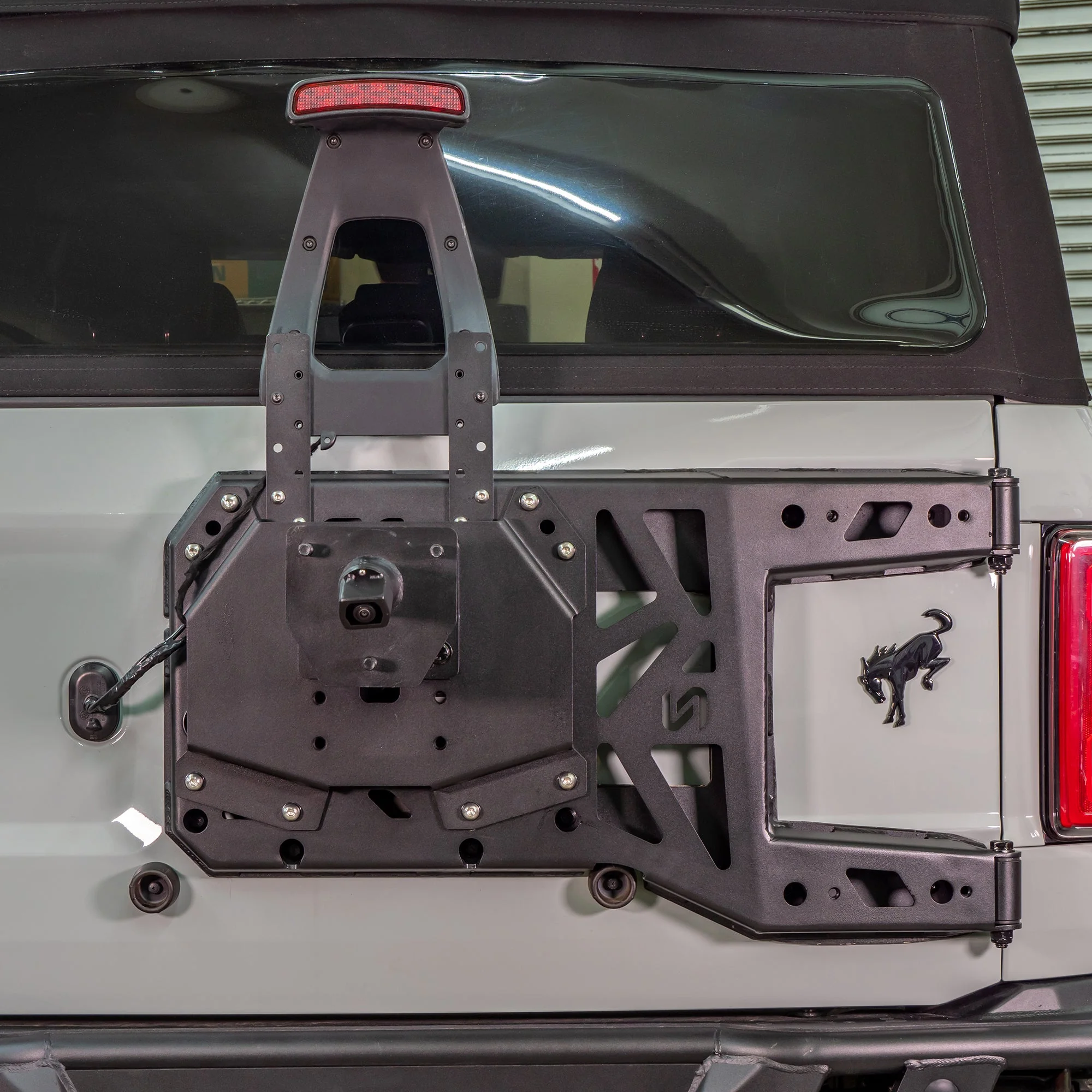 Turn Offroad - 2021+ Ford Bronco Adjustable Tire Carrier & Camera Mount - Image 3