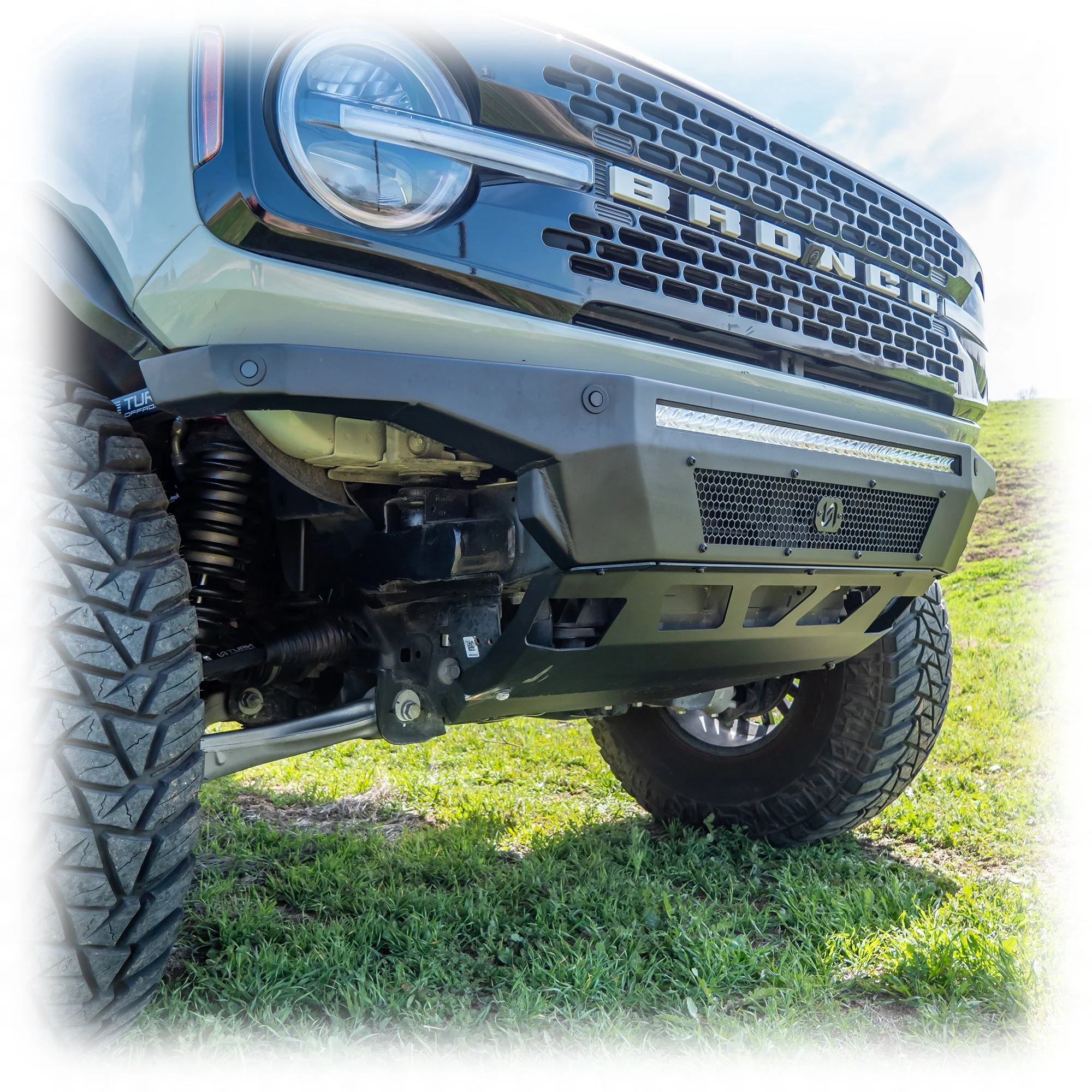 Turn Offroad - 2021+ Ford Bronco Hyperlyte Front Bumper & Skid Plate - Image 4