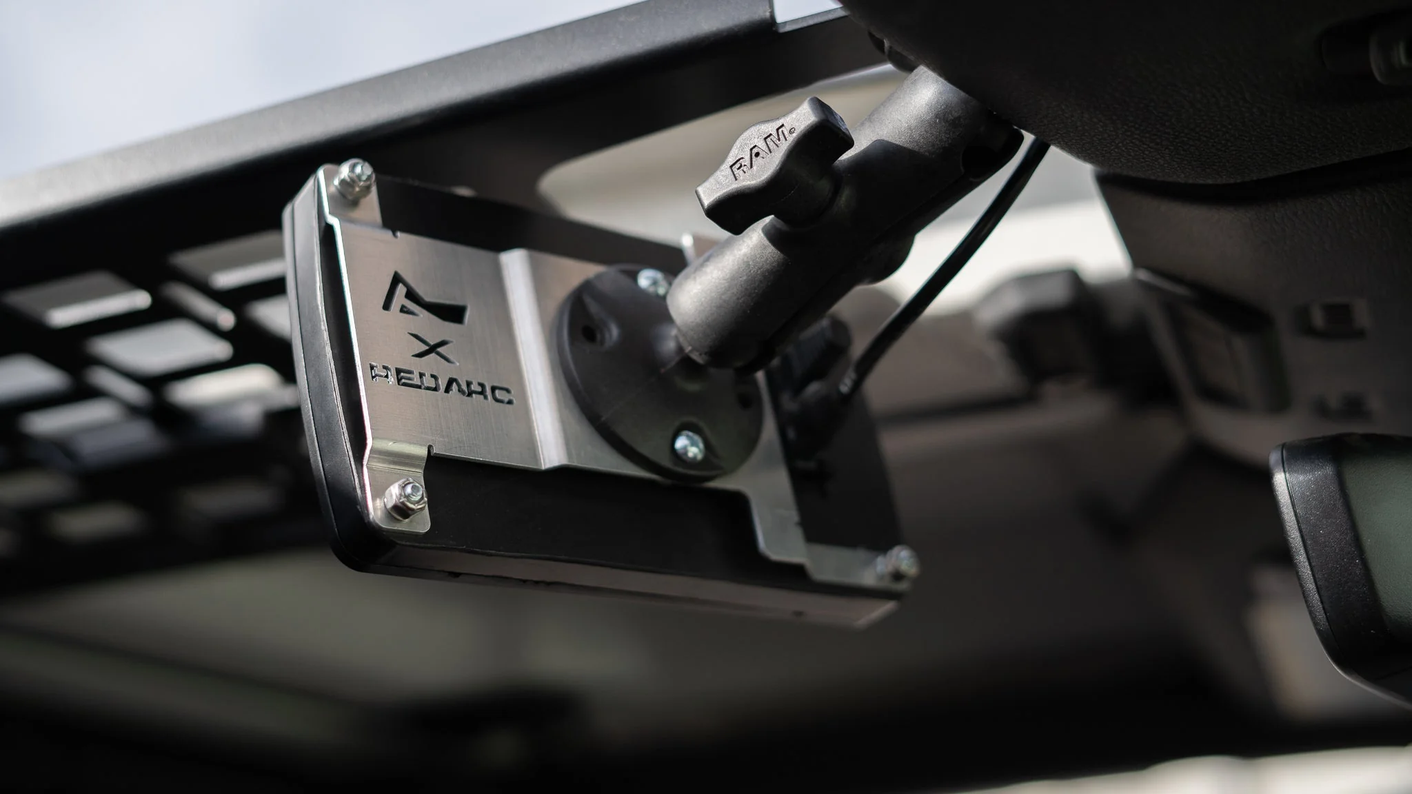 TrailRax - REDARC Mount - Image 2